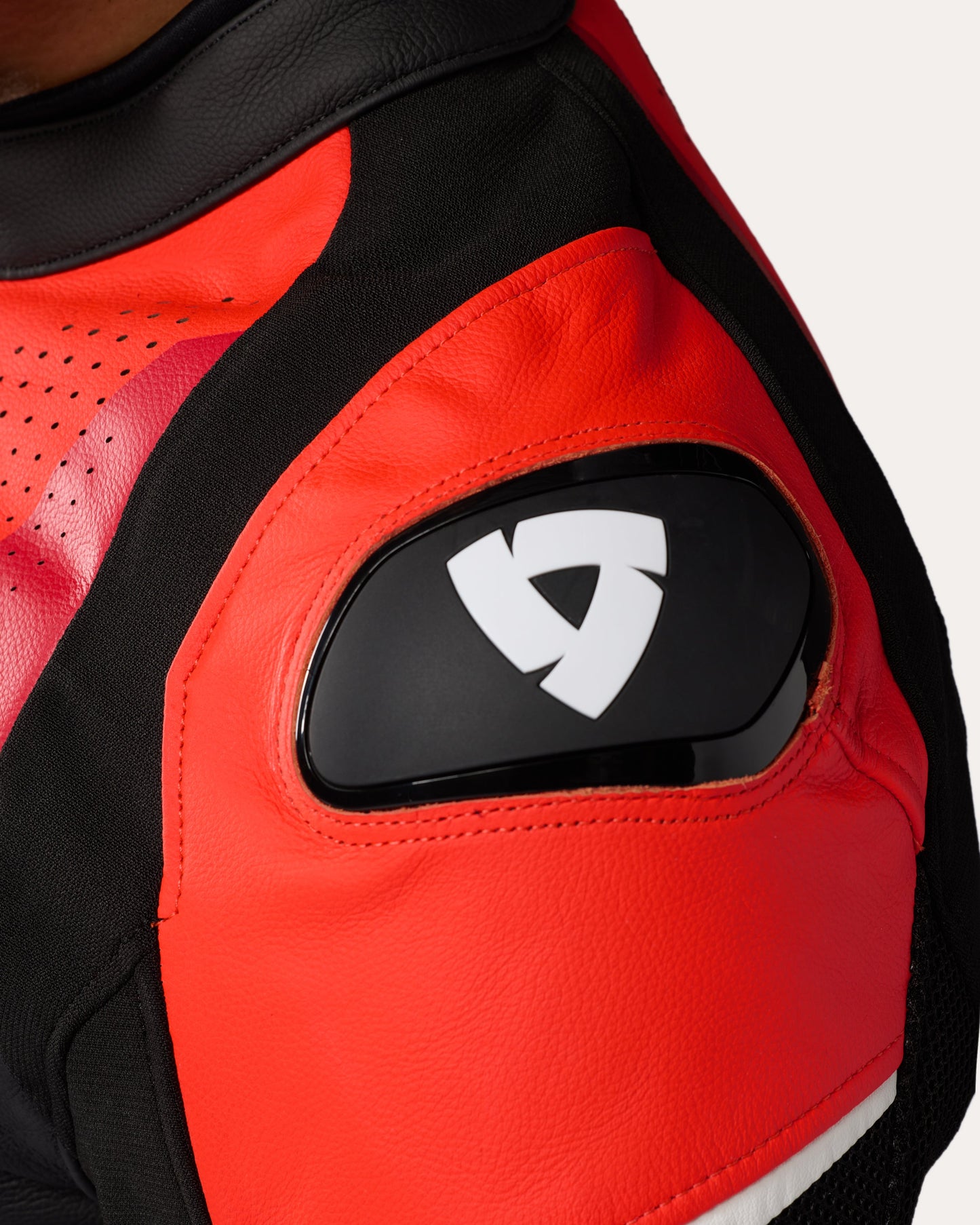 Jacket Automate | Black-Neon Red